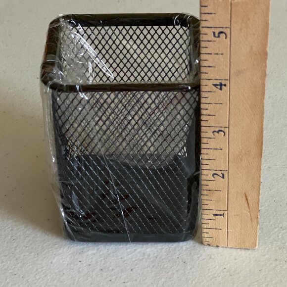 Small Black Lightweight Metal Mesh Pencil Holder For Desk Or Office Organization - Picture 2 of 3